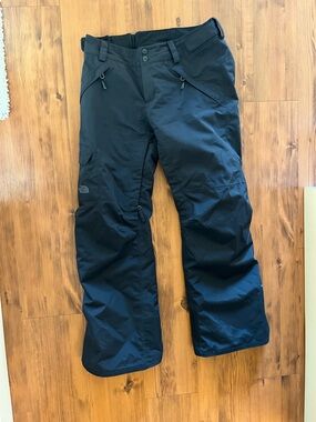 The North Face Black Women's hyvent snow pants